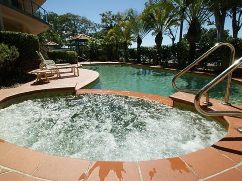 The Esplanade Riverview Holiday Apartments Maroochydore