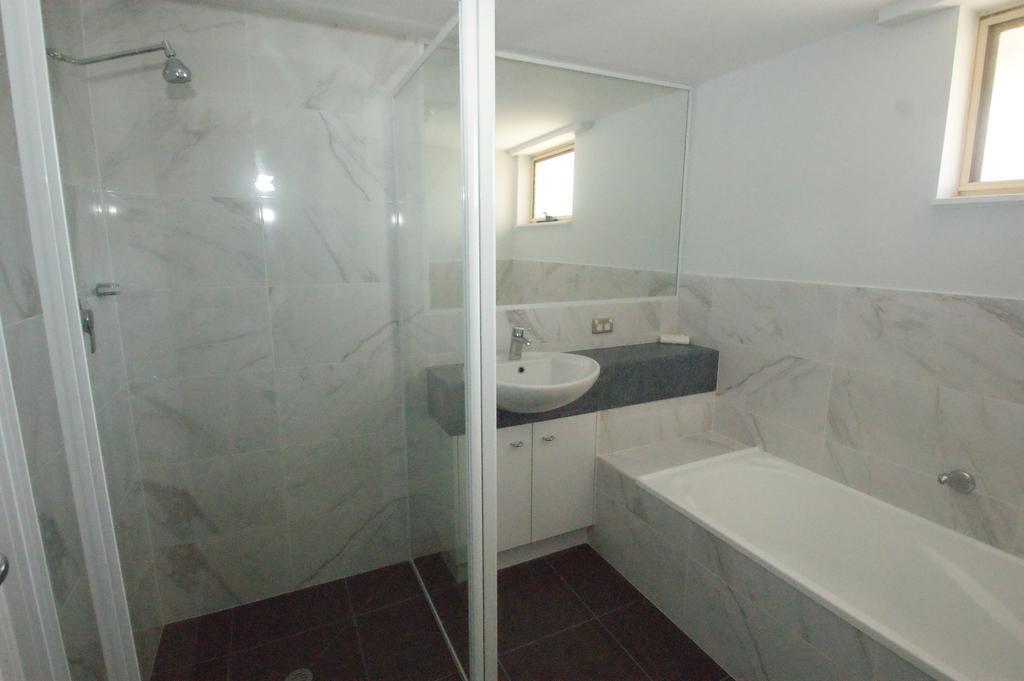 The Esplanade Riverview Holiday Apartments Aparthotel