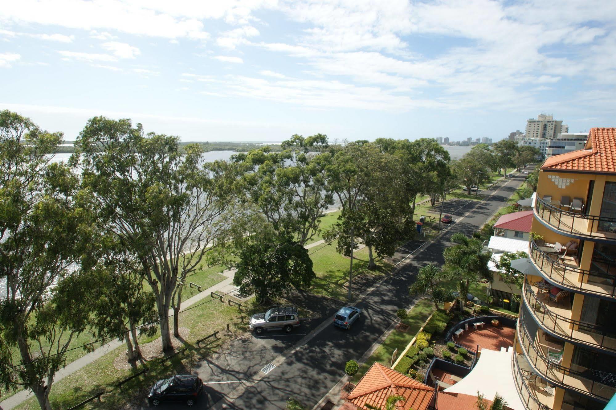 Aparthotel The Esplanade Riverview Holiday Apartments