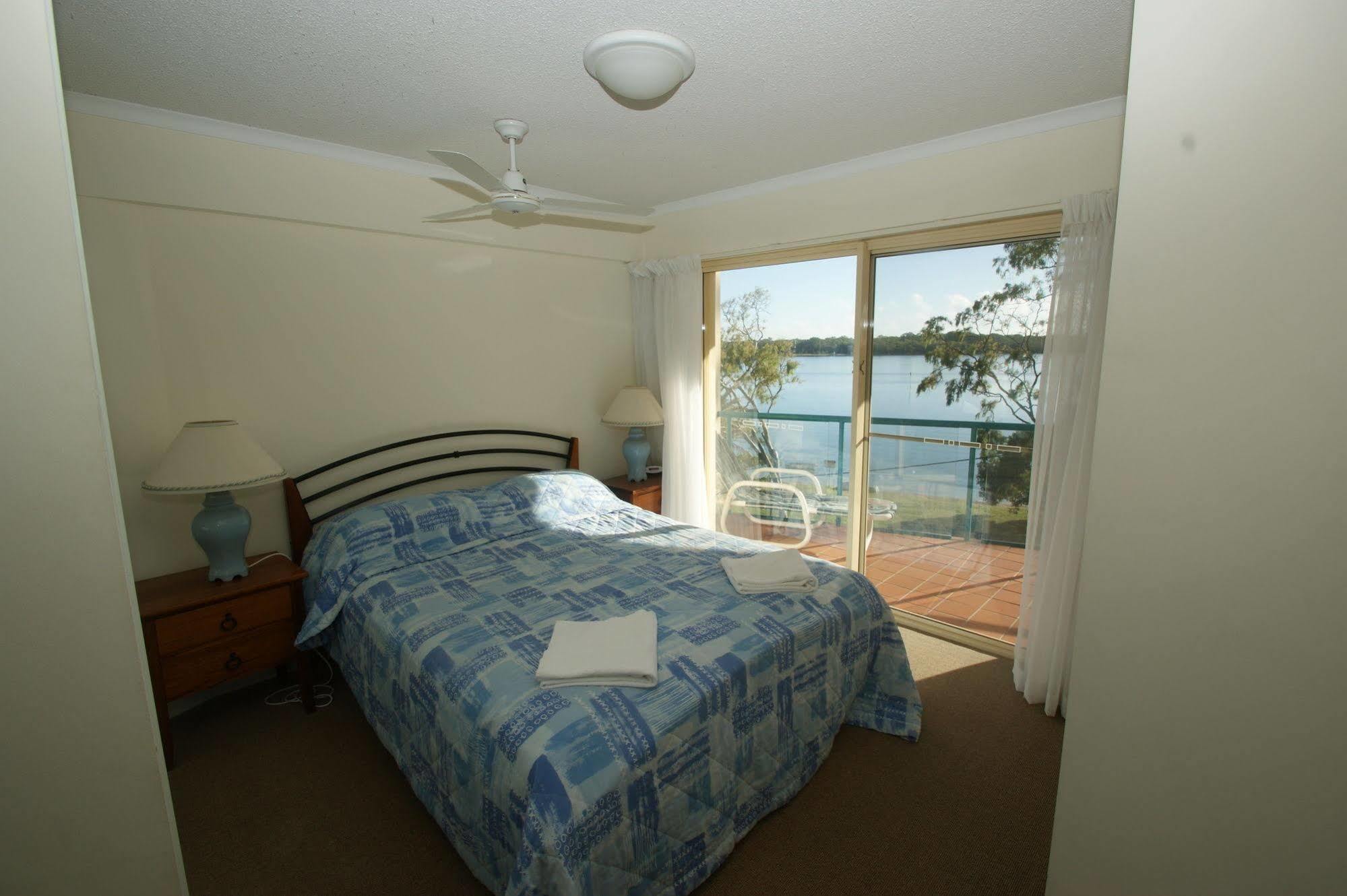 Aparthotel The Esplanade Riverview Holiday Apartments 4*